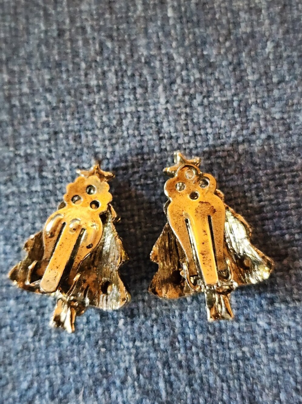 Vintage Gold Multicolor Gem Christmas Tree Clip On Earrings - Picture 2 of 2